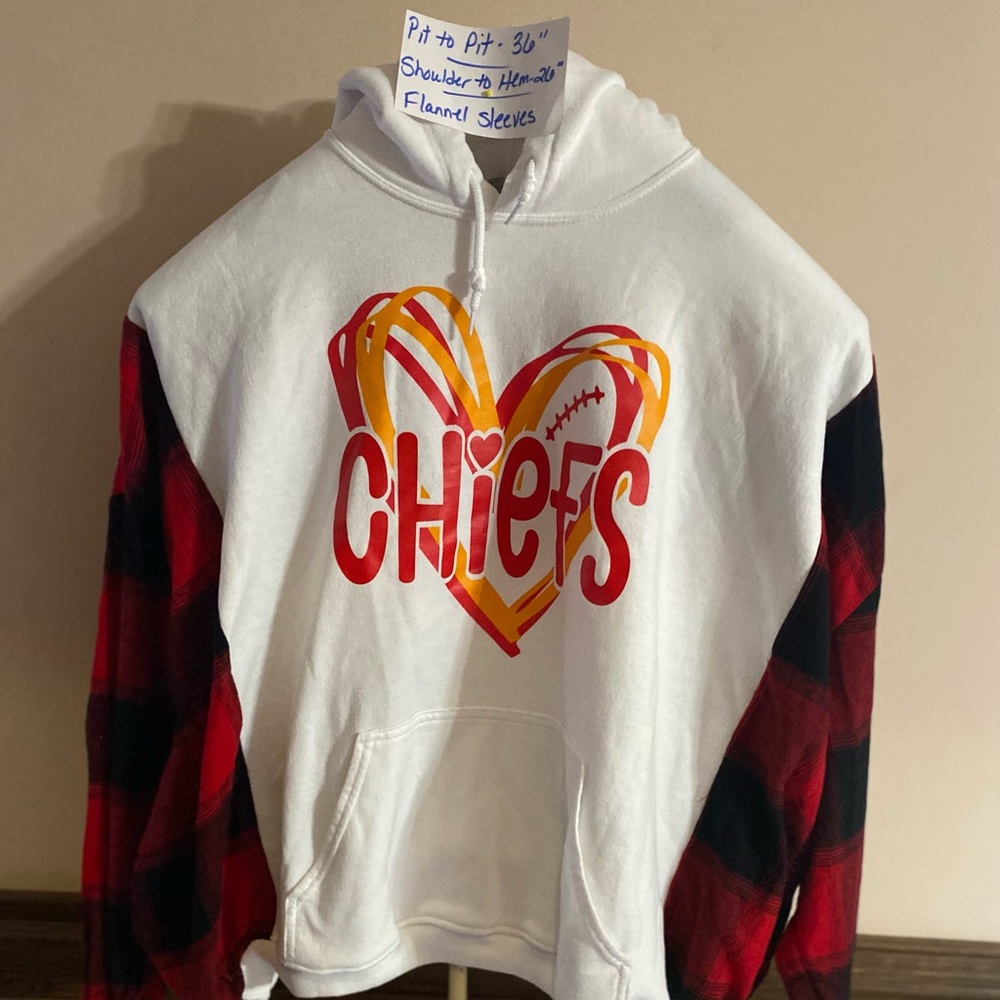 White and Red Kansas City Chiefs Hoodie with Flannel Sleeves size XL